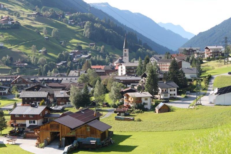 Ferienwohnung Haus Güatli Gaschurn Exterior foto
